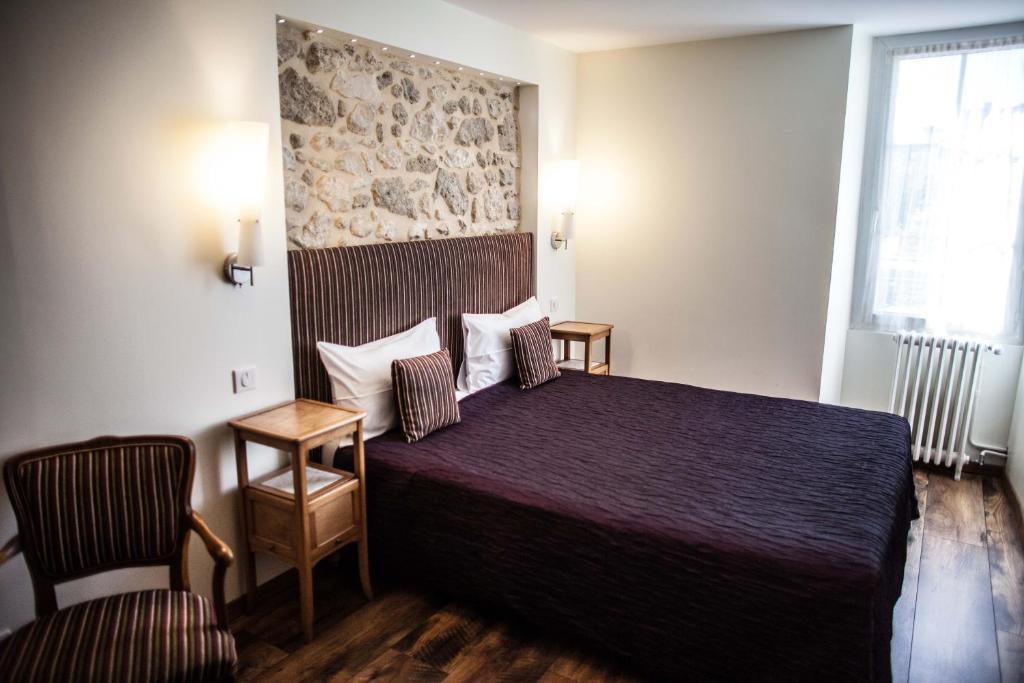 Hotel Henri IV Nérac Habitación foto