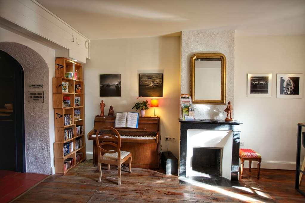 Hotel Henri IV Nérac Servicios foto